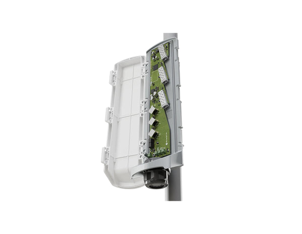 MikroTik CSS606-1G-2Gi-3S+OUT GPERx6 Outdoor Switch