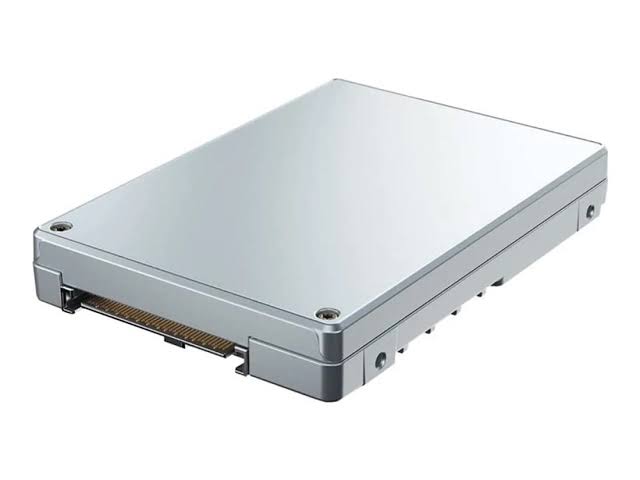 Solidigm D7-P5520 SSDPF2KX019T11Z 1.92TB 2.5-Inch U.2 PCIe 4.0 NVMe Data Center SSD
